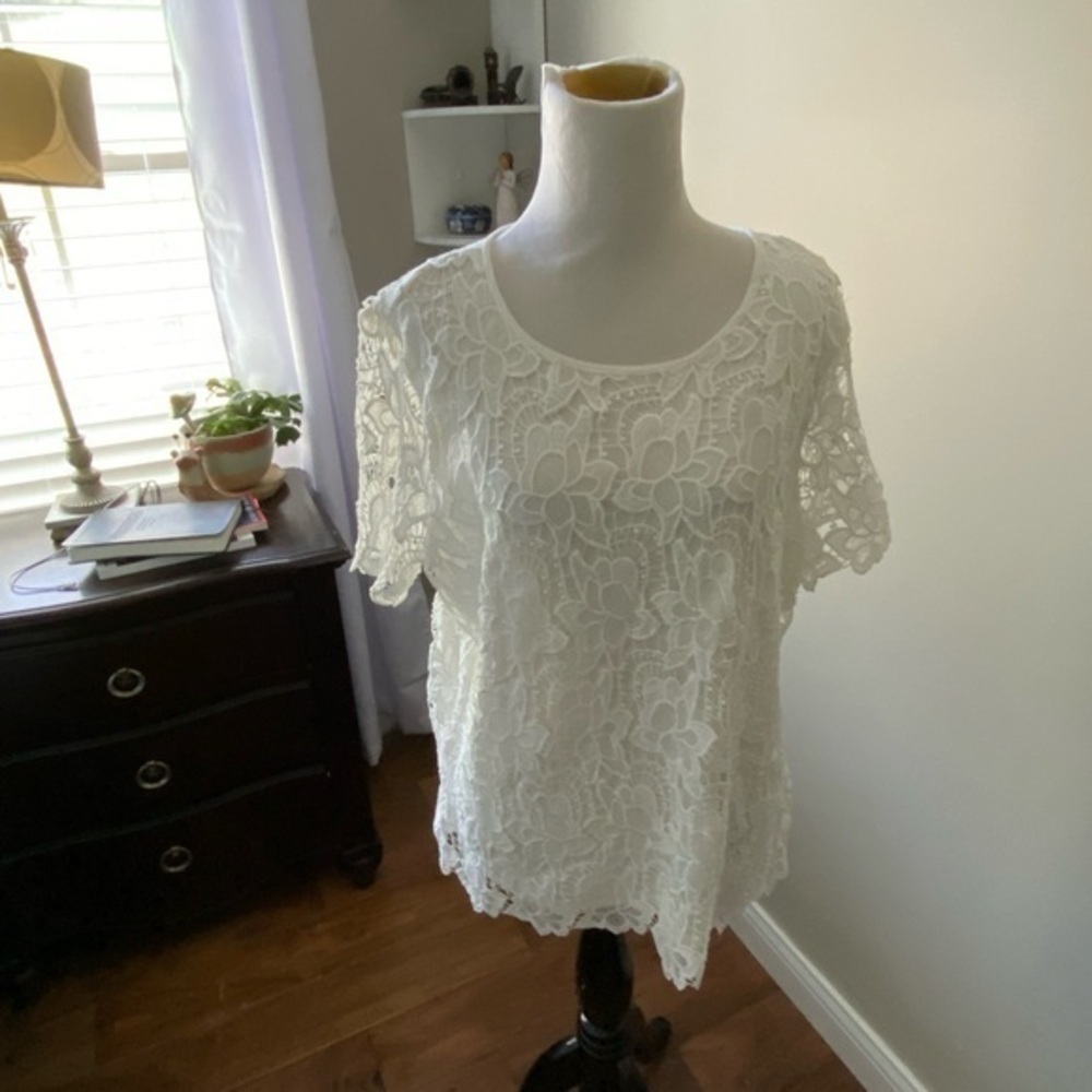Philosophy White Lace Women's Top